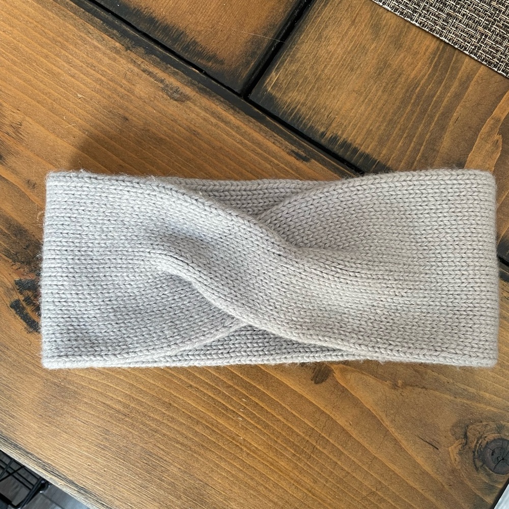 Aritzia Headband/Earband